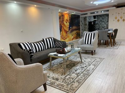 آپارتمان مبله ی دو خواب  در باغ فیض (جکوزی دار)